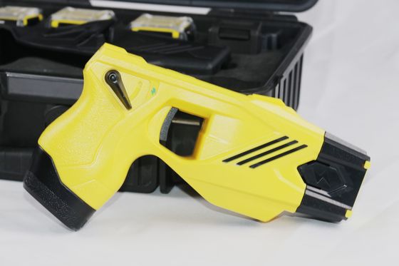 HUSHA TX100P 軽量 電気ショック兵器 55KV 出力電圧と防水 IP57